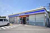 ローソン東松山大谷中堀店　まで182m、ちょっとしたお買い物に便利ですね