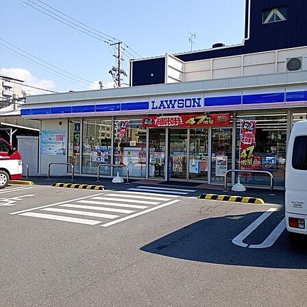 ローソン生野巽南五丁目店まで181m