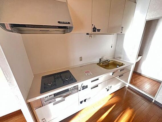 独立型のキッチ...