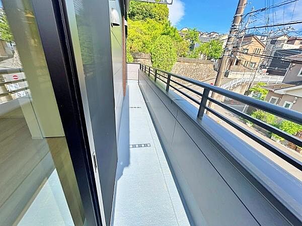 バルコニーを拡大表示