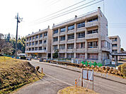 厚木市立玉川中学校まで2433m