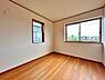 洋室：小屋裏収納付き！6帖の洋室です