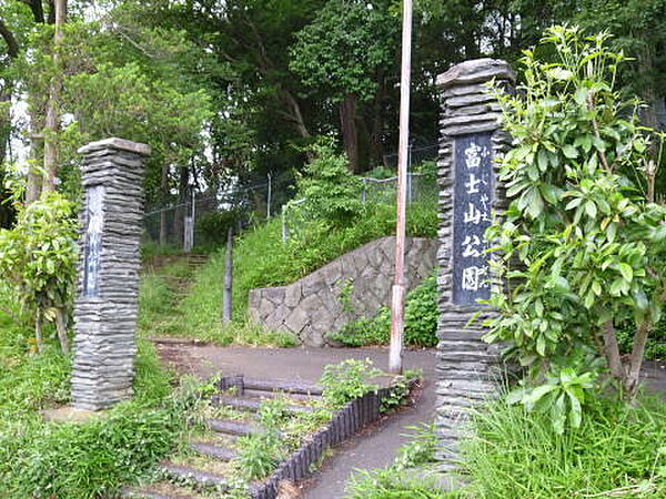 周辺を拡大表示
