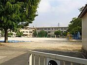 松戸市立小金北小学校まで540m