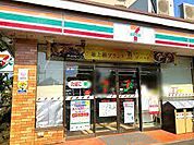 セブンイレブン松戸北小金店まで780m