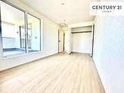 各居室収納付き！急なお客様が来客しても散らかったお部屋をサッと片付けられます！お部屋のスペースが生まれゆとりあるお部屋を演出することが出来ます！