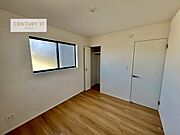 掃き出し窓がないお部屋は、お子様のお部屋としても安心です！収納スペースも充実しているので散らかったお部屋をサッと片付けられます！