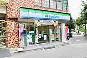 ファミリーマート柏新富町店まで1143m