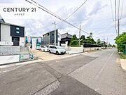前面道路は南側9.2ｍ！明るく広々とした道路です！ぜひ現地にて陽当たりお確かめください！！