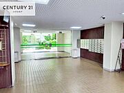 大切なお客様をお出迎えするロビー。ご希望の物件まとめてご案内。お問い合わせに即対応します！お待たせしません！ぜひお気軽にお問い合わせくださいませ。