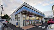 ローソン守谷中央三丁目店まで772m