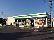 ファミリーマート牛久神谷二丁目店まで959m
