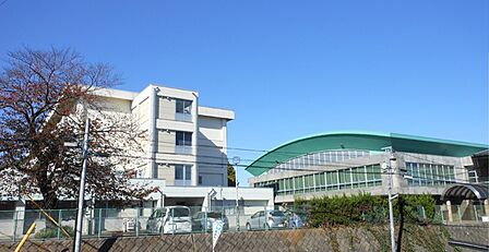 我孫子市立我孫子中学校まで580m