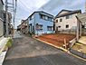 その他：前面道路は4ｍ車庫入れが苦手な方も安心ですね。