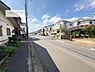 その他：前面道路は9ｍ！陽当り良好な立地です。車庫入れが苦手な方も安心ですね。