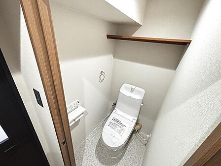 トイレも交換済みです♪