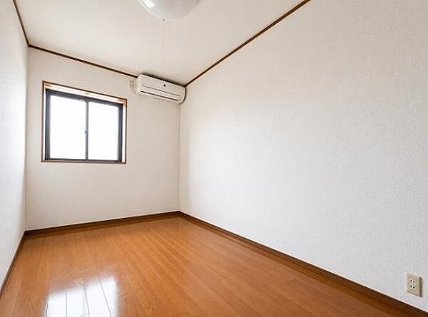 洋室を拡大表示