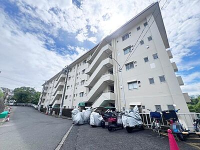 外観:【外観】1974年11月築 鉄筋コンクリート造 5階建 外観:【外観】1974年11月築 鉄筋コンクリート造 5階建