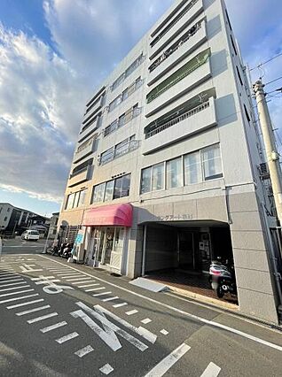 7階建5階部分...