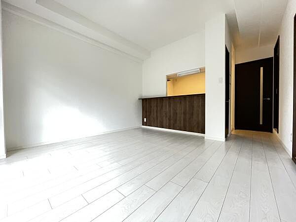 リビング/ダイニングを拡大表示