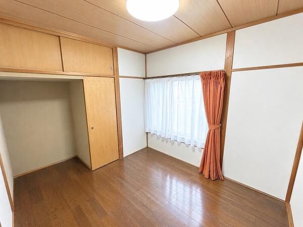洋室を拡大表示