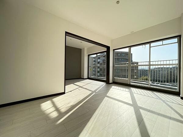 リビング/ダイニングを拡大表示