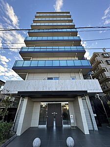 外観:小田急江ノ島線「片瀬江ノ島」駅徒歩4分の好立地です 外観:小田急江ノ島線「片瀬江ノ島」駅徒歩4分の好立地です