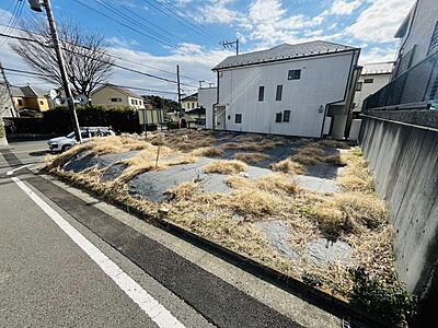 外観:建築条件はございません。お好きなハウスメーカーでご検討いただけます。建物のご相談承ります。 外観:建築条件はございません。お好きなハウスメーカーでご検討いただけます。建物のご相談承ります。