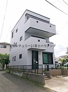 外観:JR「香川」駅徒歩9分です 外観:JR「香川」駅徒歩9分です