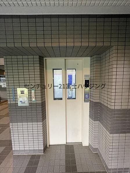 エレベーター