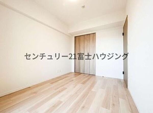 洋室を拡大表示