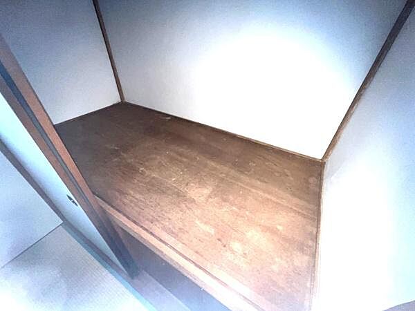 洋室を拡大表示