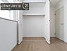 収納：【クローゼット】お部屋ごとに設けた収納は住みやすさへのこだわりです。