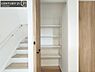 収納：【クローゼット】お部屋ごとに設けた収納は住みやすさへのこだわりです。