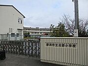 野洲市立北野小学校まで1118m