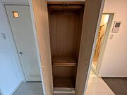 室内写真は602号室の写真になりますので、間取りや色合いは実際とは異なります。