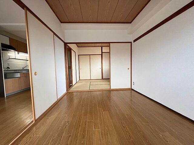 洋室