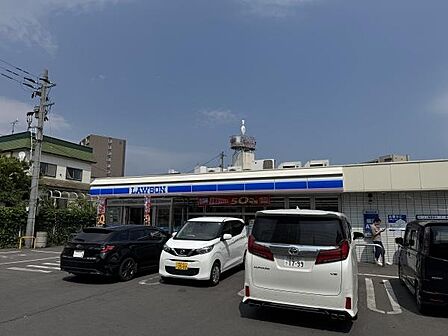 ローソン弘前親方町店まで392m
