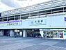 周辺：天理駅(近鉄　天理線)まで611m、近鉄とJRが乗り入れる総合駅天理駅周辺には、スーパー・コンビニ・薬局などの商業施設があり、生活利便性が高いです。