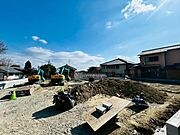 交通量の少ない閑静な住宅街です♪