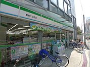ファミリーマート豊崎二丁目店まで139m