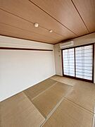 【現地写真】LDK横和室（6帖)♪