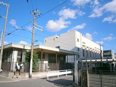 大阪市立梅香中学校まで857m