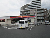 サークルK南草津野路町店まで100m