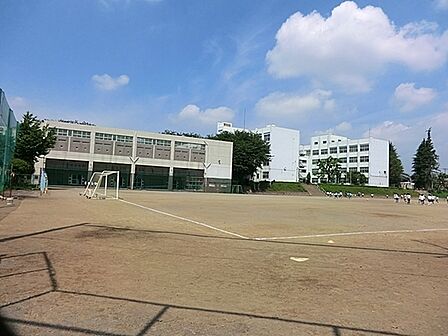 大和市立つきみ野中学校まで904m