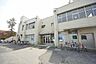 周辺：武蔵村山市立雷塚図書館まで700m、徒歩9分