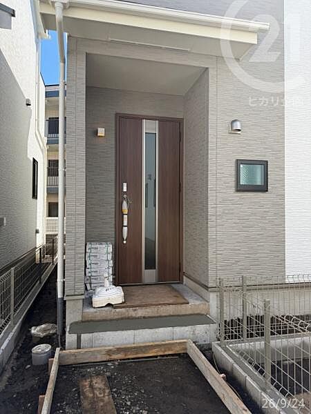 玄関を拡大表示