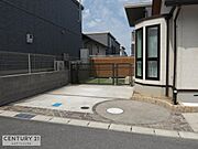 電動式カーゲージ付き。