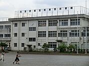 八王子市立弐分方小学校まで591m
