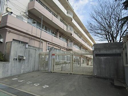 箕面市立北小学校まで478m